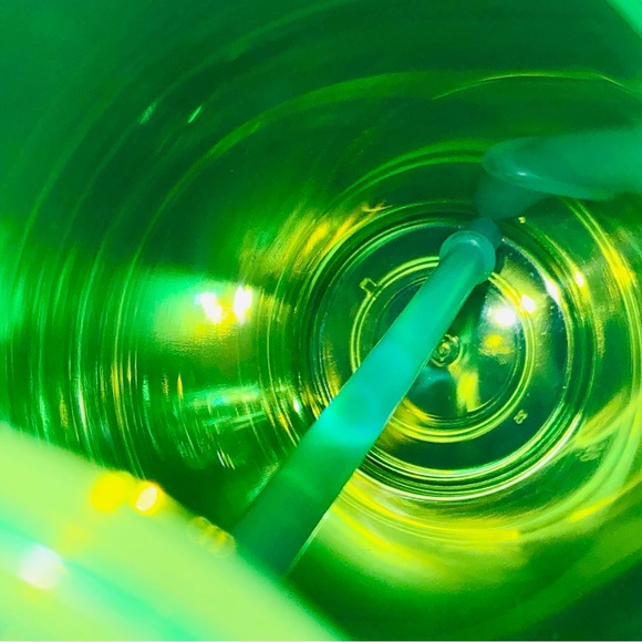 New insulated big Starbucks cup - Picture 6 of 7